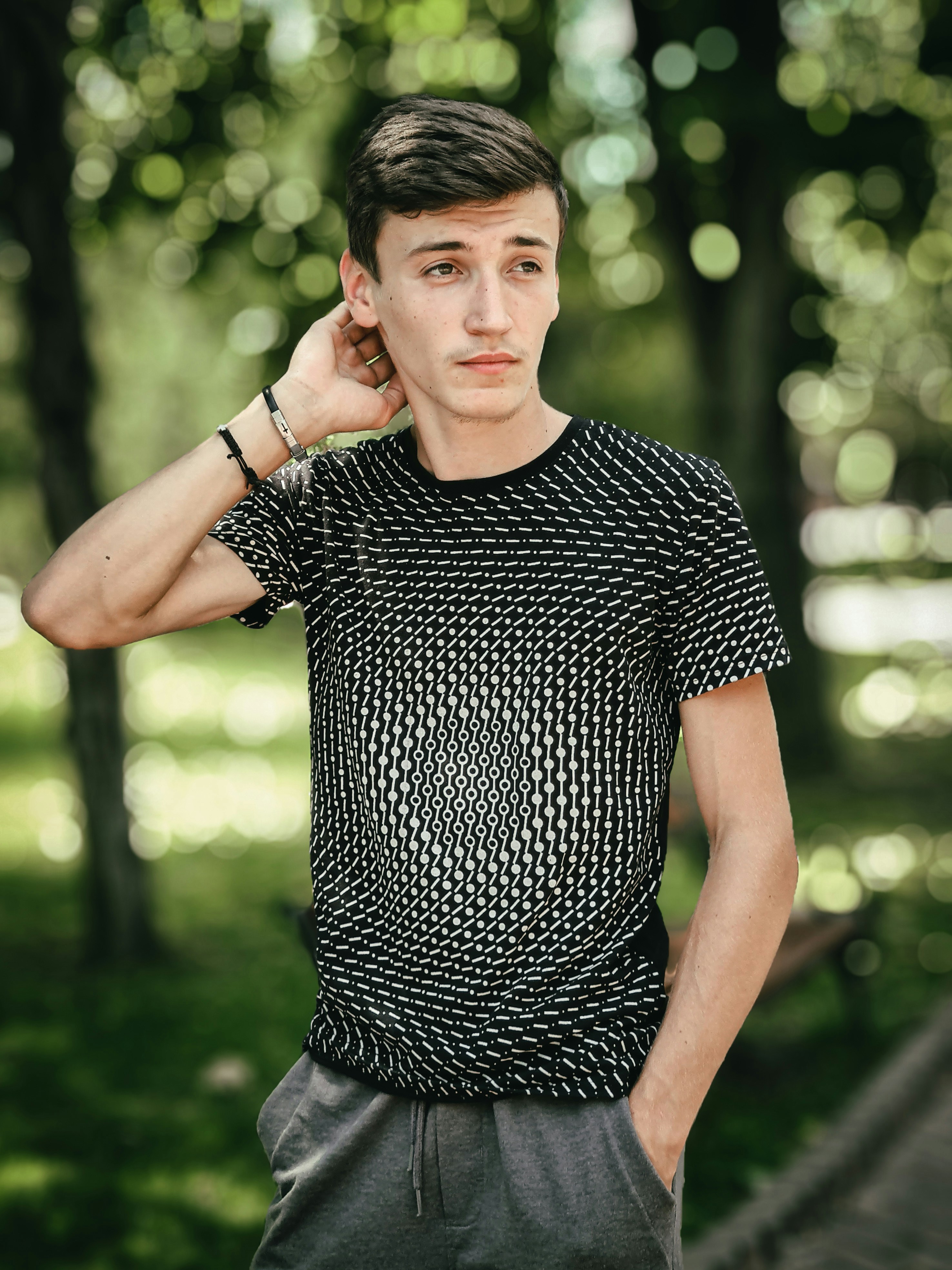 热门推荐 4 海报图